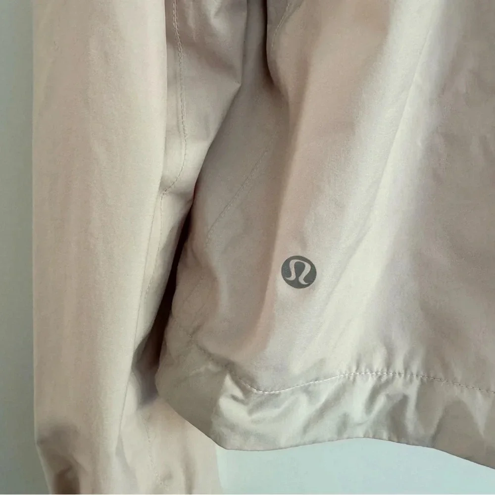 lululemon athletica pre loved